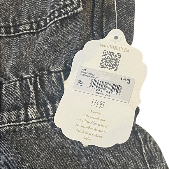 Altar'd State Washed Black Short-Sleeve Denim Overalls - Picture 5 of 8